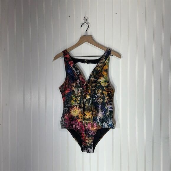 Hollie Watman Lace-Up 1PC Swimsuit Floral Vines Print Sz L High Tech Fabric NWT - Picture 1 of 9